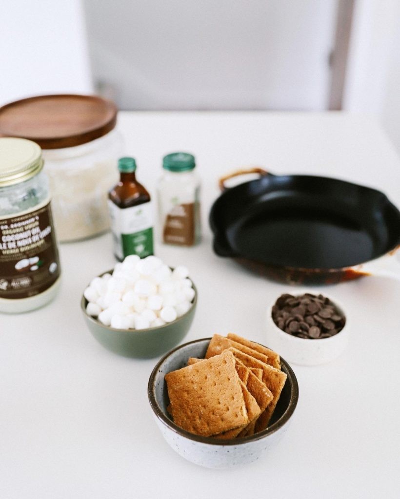 Tavada S’mores Kurabiye: Kamp Ateşinin Lezzeti Evde!